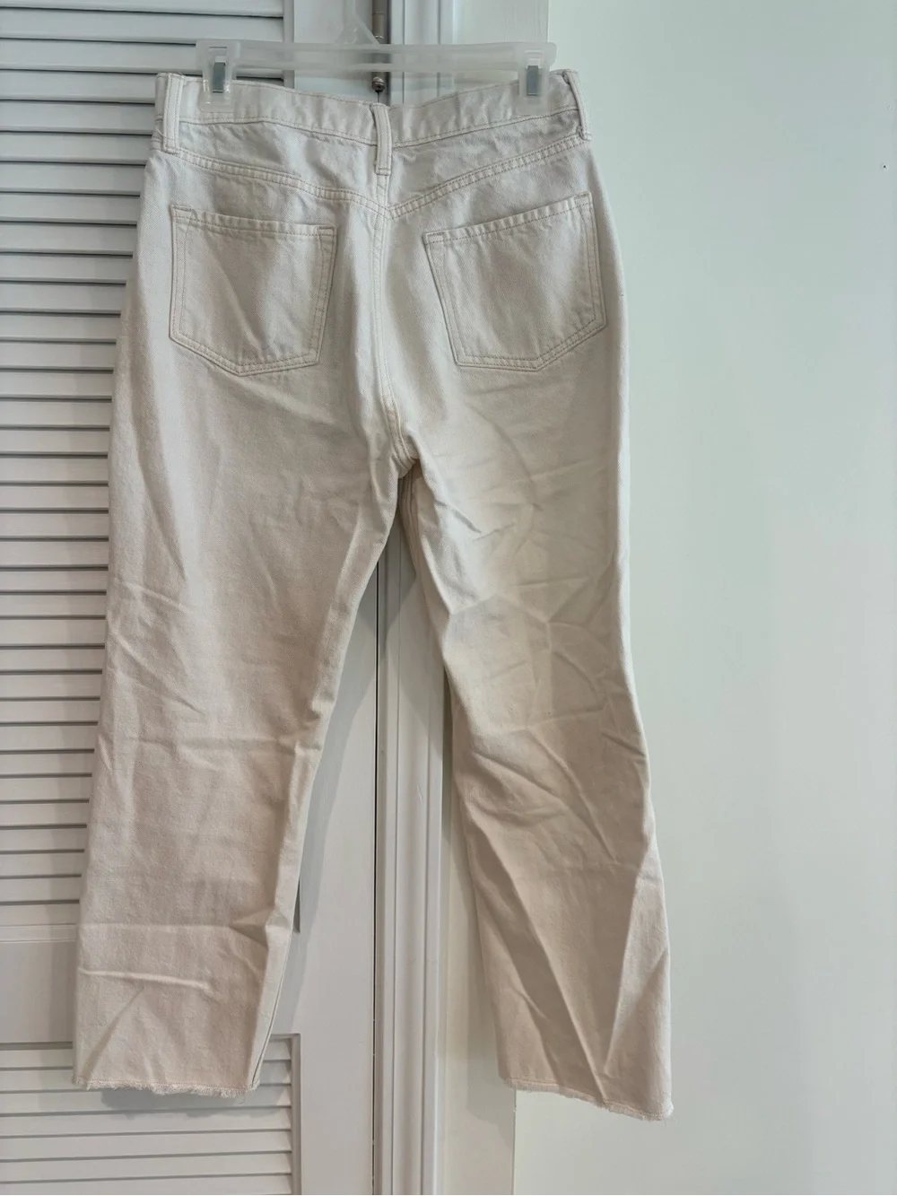 Old Navy Off-White Slouchy-Straight Jeans